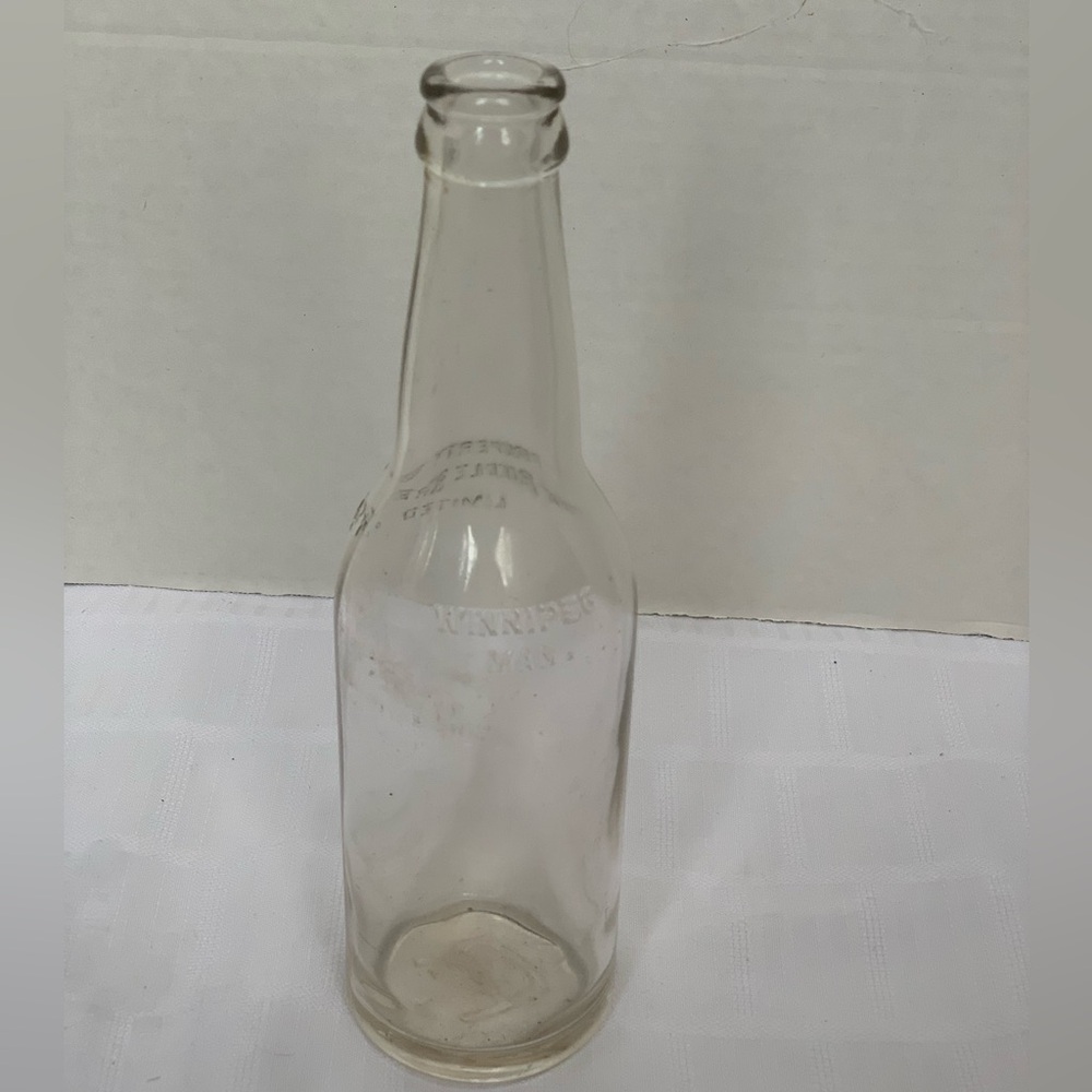 THE RIEDLE BREWERY | Vintage Empty Bottle | Winnipeg, MB